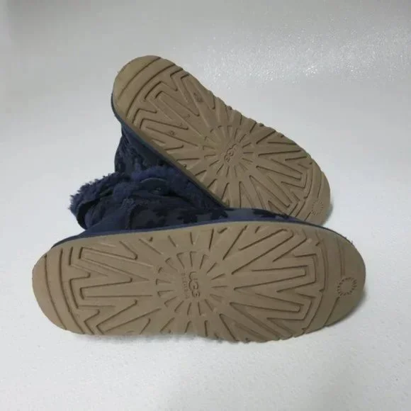 Ugg Australia Bailey Girls Button Flowers Boots Navy Footwear 1016950K Size 4 - Picture 4 of 6